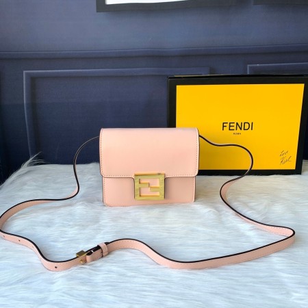フェンディバッグコピー 定番人気2021新品 FENDI レディース ショルダーバッグ