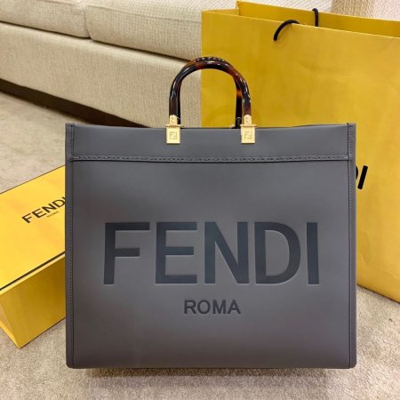 フェンディバッグコピー 2021新品注目度NO.1 FENDI レディース トートバッグ