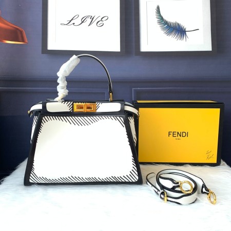 フェンディバッグコピー 定番人気2021新品 FENDI レディース ハンドバッグ