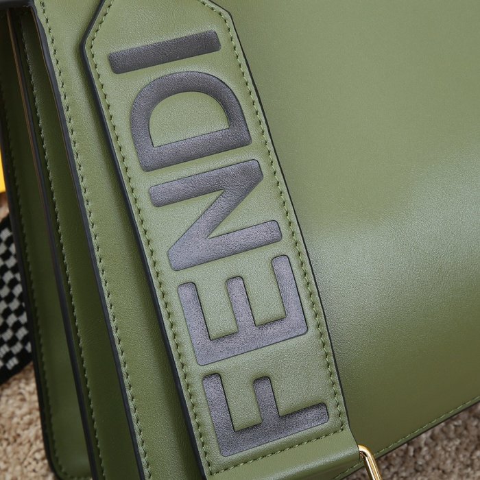 フェンディバッグコピー 大人気2021新品 FENDI レディース ハンドバッグ