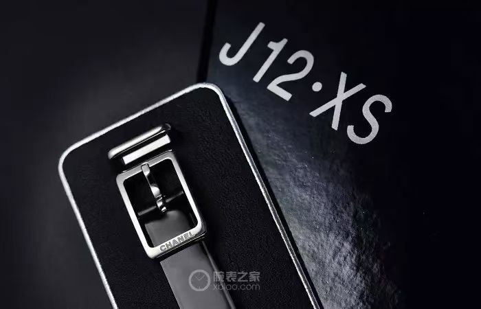 高品質定番人気新品シャネルJ12 時計 コピー レディース クオーツ