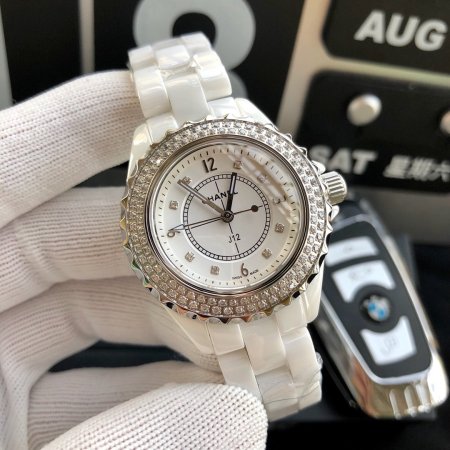 高級人気注目度NO.1シャネルJ12 時計 コピー レディース 自動巻き  2色