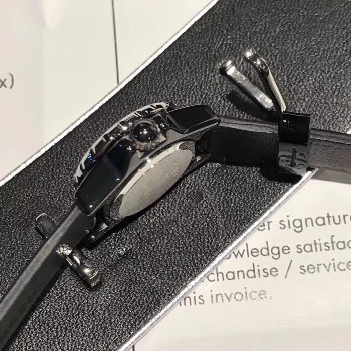 高品質大人気新品シャネル J12時計 コピー レディース クオーツ