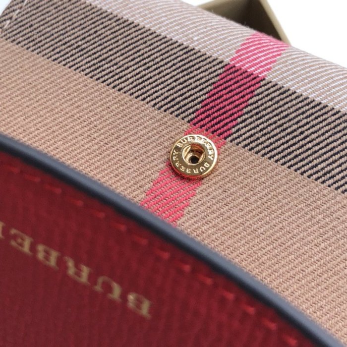 バーバリー財布コピー 定番人気2021新品  BURBERRY レディース 財布