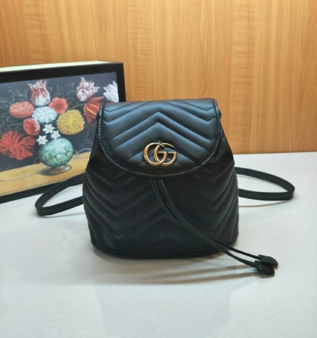 グッチバッグコピー 2021新品注目度NO.1 GUCCI レディース バックパック