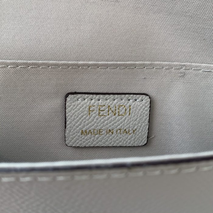 フェンディバッグコピー 定番人気2021新品 FENDI レディース セカンドバッグ