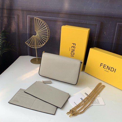 フェンディバッグコピー 定番人気2021新品 FENDI レディース セカンドバッグ