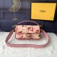 フェンディバッグコピー定番人気2021新品 FENDI レディース ショルダーバッグ