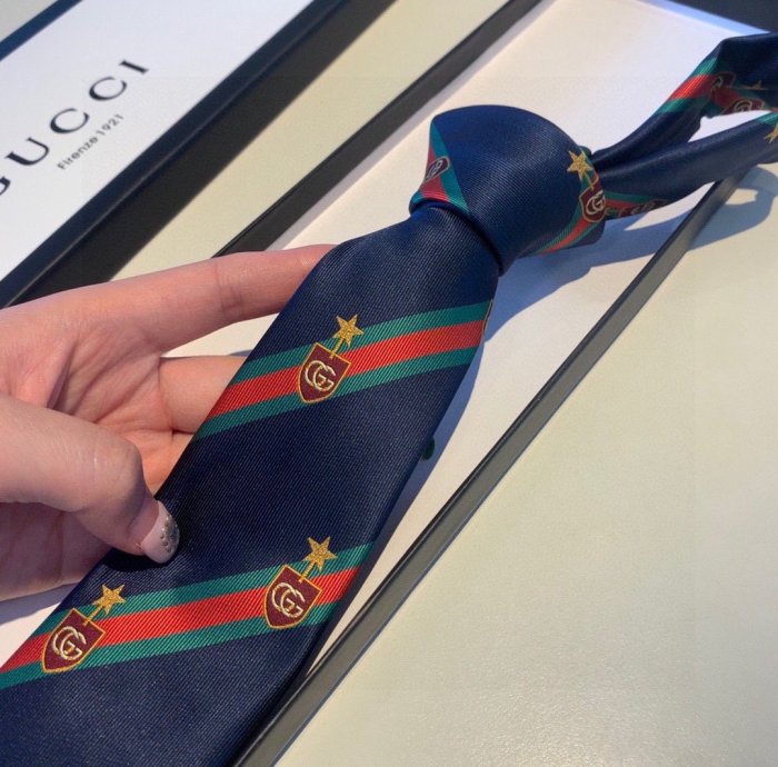 グッチネクタイコピー 大人気2021新品 GUCCI メンズ ネクタイ