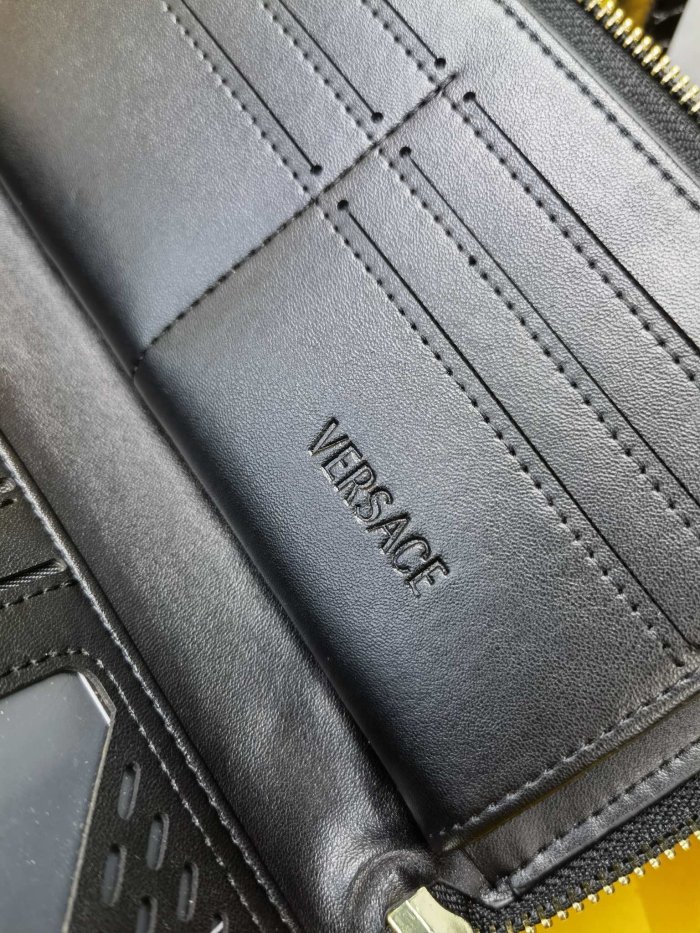 ヴェルサーチェ財布コピー 定番人気2021新品  VERSACE メンズ 長財布