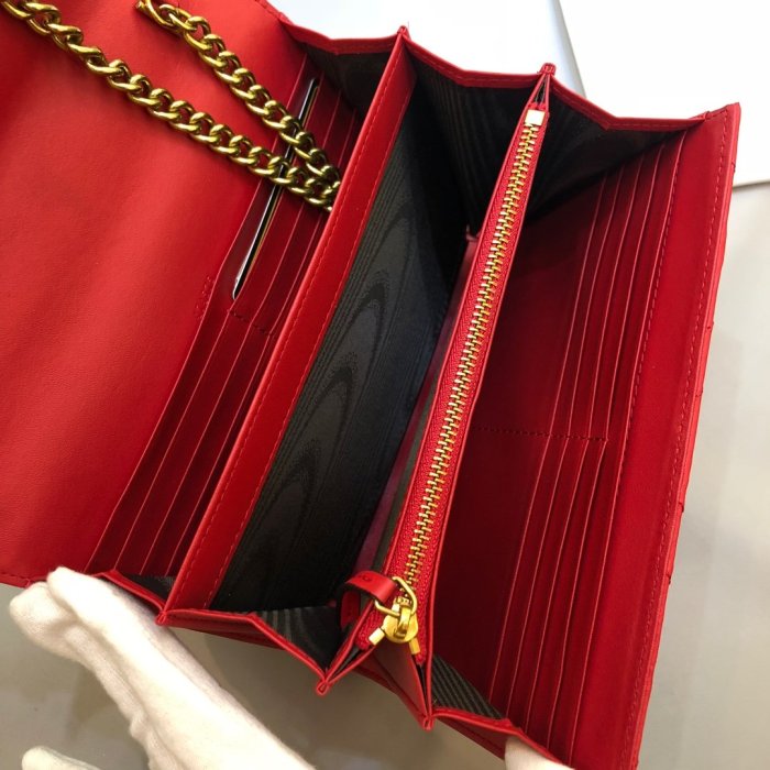 グッチバッグコピー 2021新品注目度NO.1 GUCCI レディース ショルダーバッグ