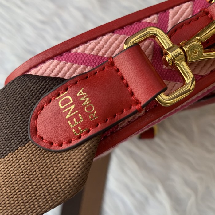 フェンディバッグコピー 大人気2021新品 FENDI レディース ショルダーバッグ