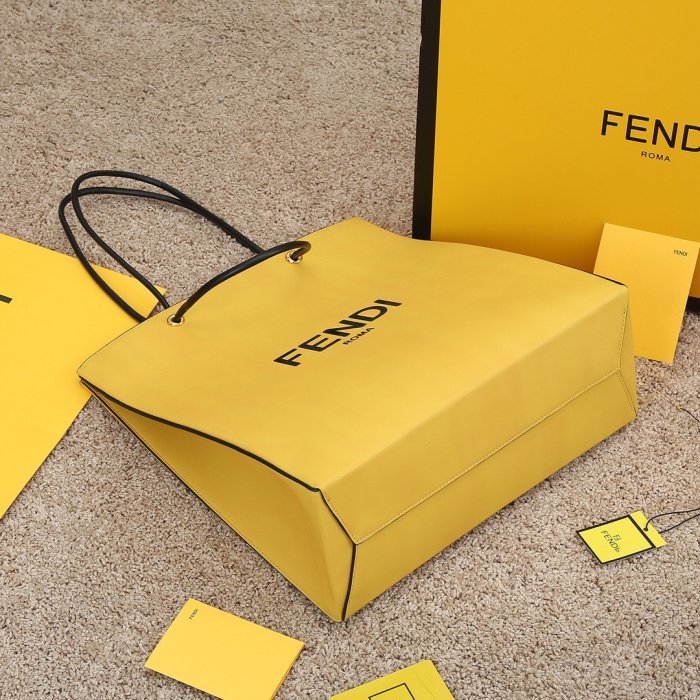 フェンディバッグコピー 2021新品注目度NO.1 FENDI レディース トートバッグ