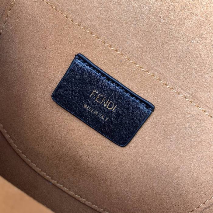 フェンディバッグコピー 定番人気2021新品 FENDI レディース ショルダーバッグ