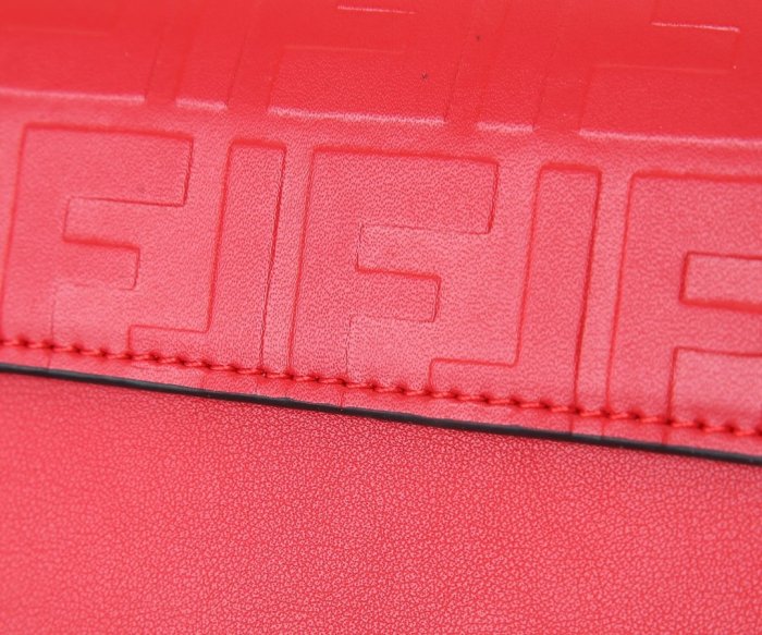 フェンディバッグコピー 大人気2021新品 FENDI レディース ショルダーバッグ