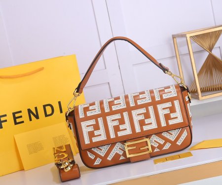 フェンディバッグコピー 2021新品注目度NO.1 FENDI レディース ハンドバッグ
