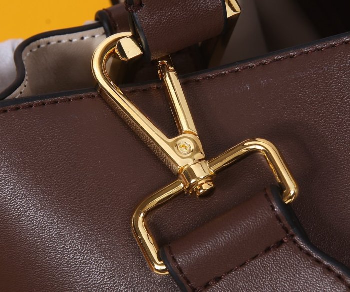 フェンディバッグコピー 大人気2021新品 FENDI レディース トートバッグ