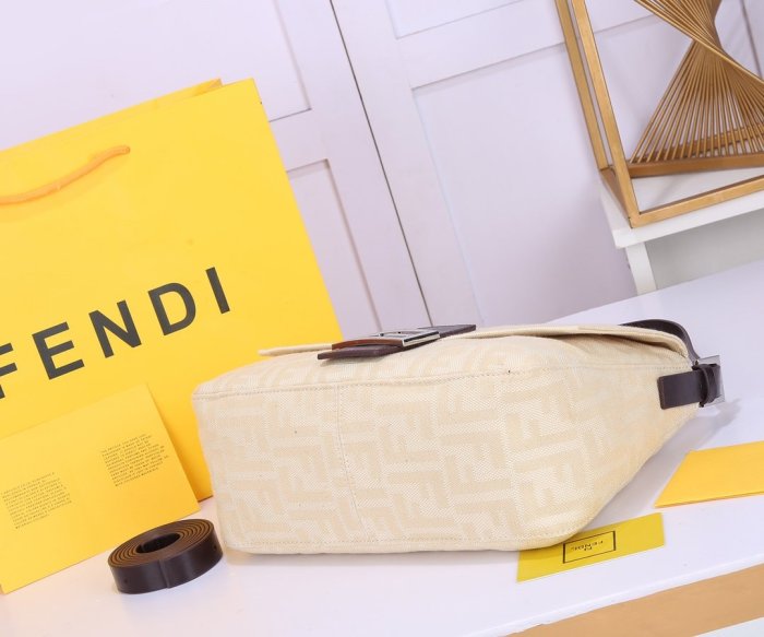 フェンディバッグコピー 2021新品注目度NO.1 FENDI レディース ハンドバッグ