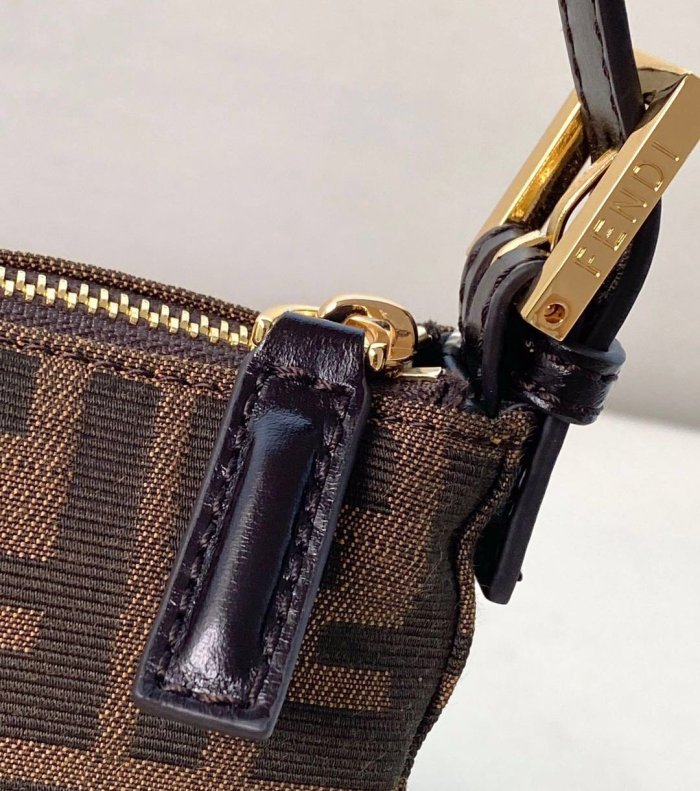 フェンディバッグコピー 大人気2021新品 FENDI レディース ハンドバッグ