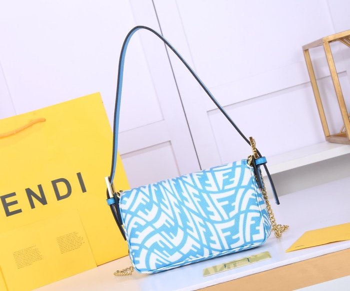 フェンディバッグコピー 定番人気2021新品 FENDI レディース ハンドバッグ