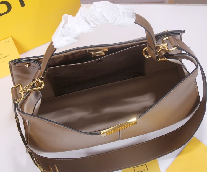フェンディバッグコピー 大人気2021新品 FENDI レディース トートバッグ
