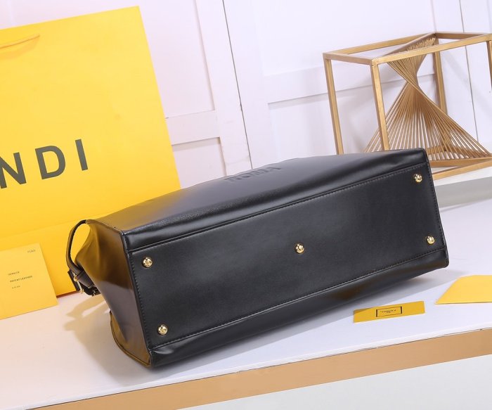 フェンディバッグコピー 定番人気2021新品 FENDI レディース トートバッグ