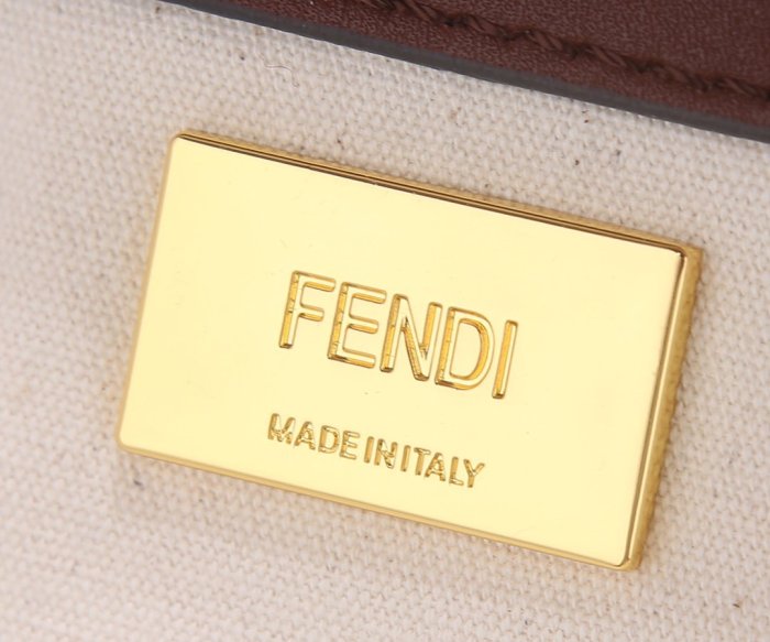 フェンディバッグコピー 2021新品注目度NO.1 FENDI レディース ハンドバッグ