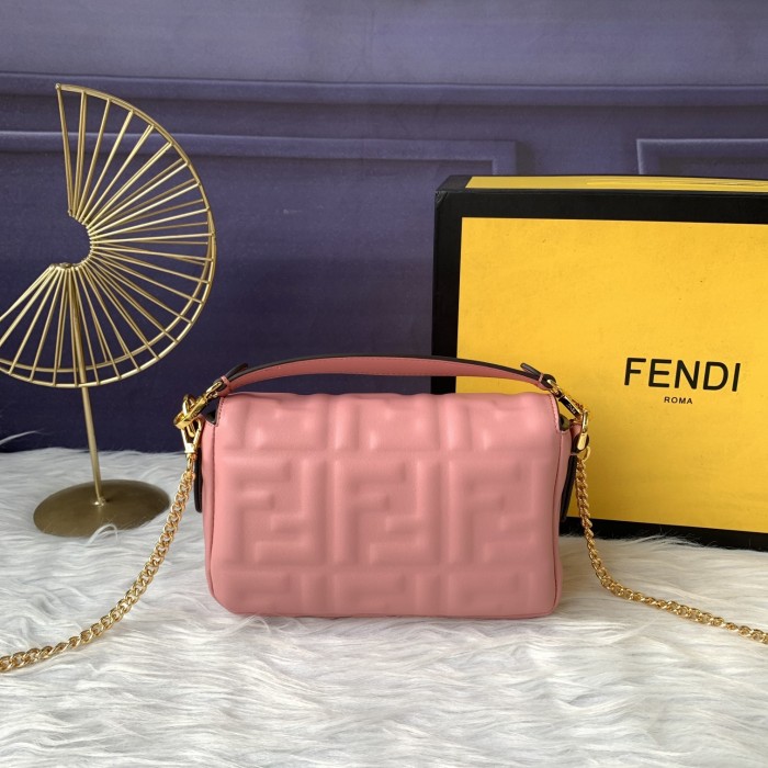 フェンディバッグコピー 大人気2021新品 FENDI レディース ショルダーバッグ