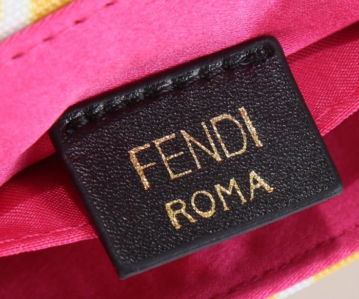 フェンディバッグコピー 2021新品注目度NO.1 FENDI レディース ハンドバッグ