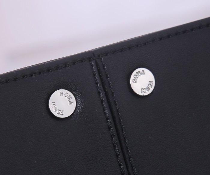 フェンディバッグコピー 2021新品注目度NO.1 FENDI レディース トートバッグ