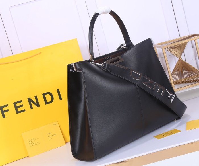 フェンディバッグコピー 2021新品注目度NO.1 FENDI レディース トートバッグ
