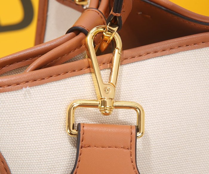 フェンディバッグコピー 定番人気2021新品 FENDI レディース トートバッグ
