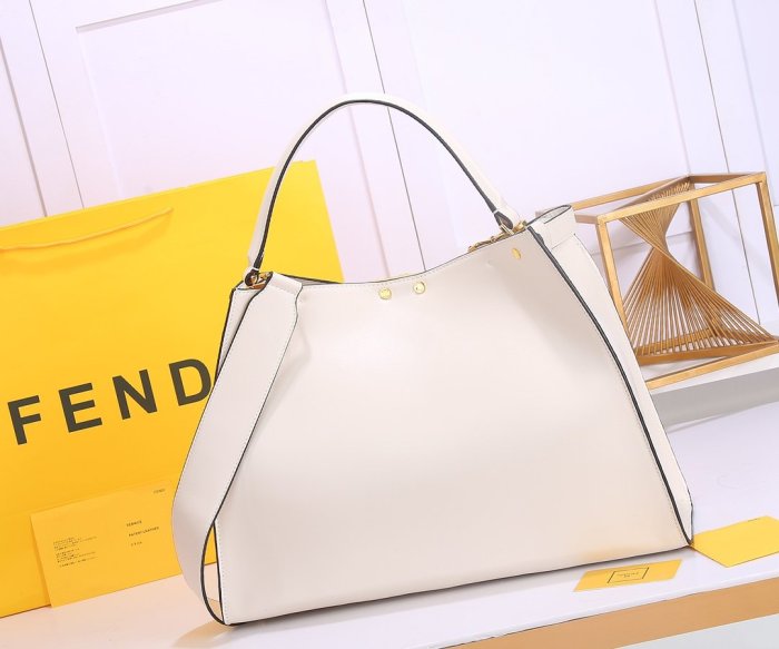 フェンディバッグコピー 定番人気2021新品 FENDI レディース トートバッグ