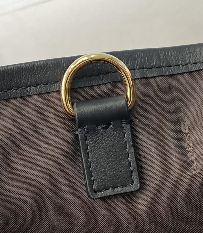 フェンディバッグコピー 2021新品注目度NO.1 FENDI レディース トートバッグ