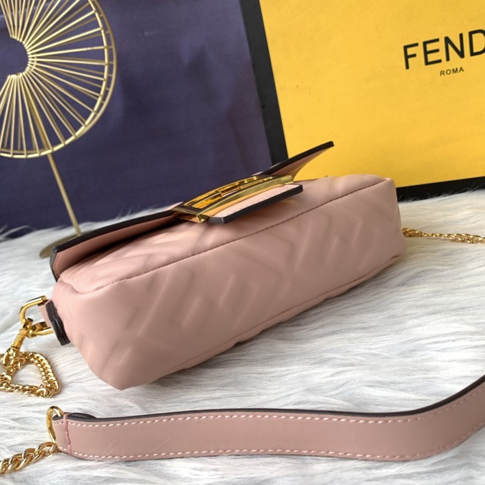 フェンディバッグコピー 大人気2021新品 FENDI レディース ショルダーバッグ