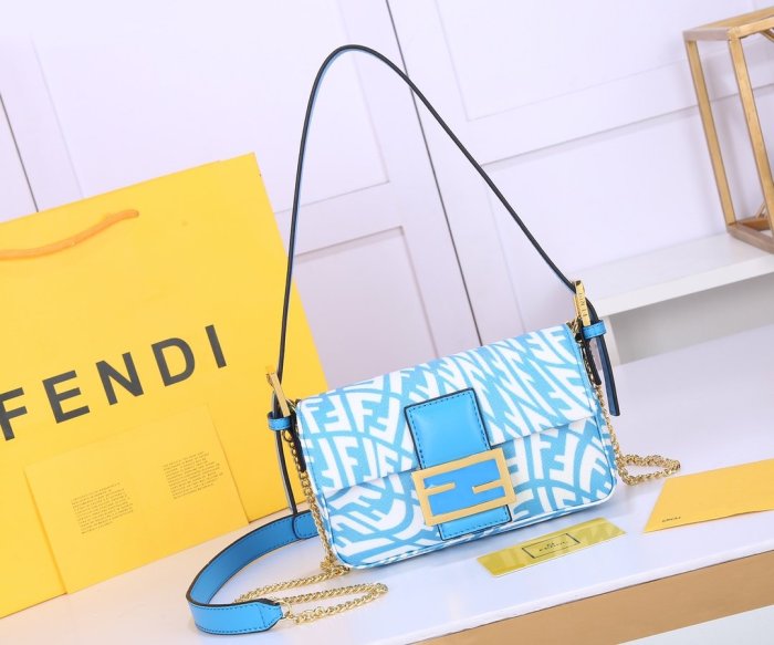 フェンディバッグコピー 定番人気2021新品 FENDI レディース ハンドバッグ
