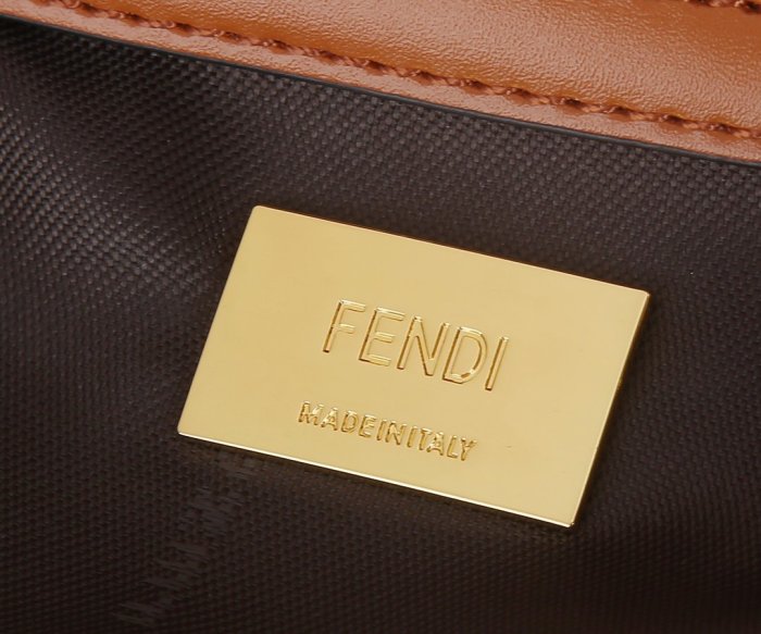 フェンディバッグコピー 2021新品注目度NO.1 FENDI レディース ハンドバッグ