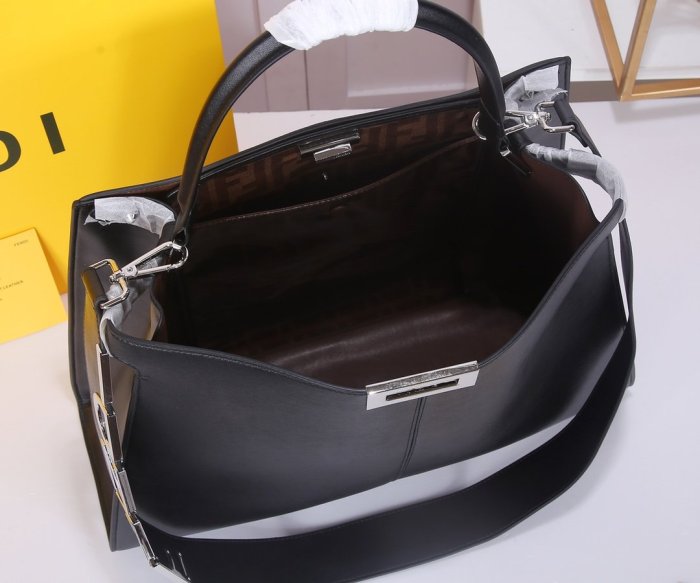 フェンディバッグコピー 2021新品注目度NO.1 FENDI レディース トートバッグ