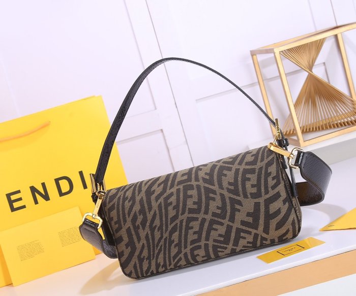 フェンディバッグコピー 定番人気2021新品 FENDI レディース ハンドバッグ