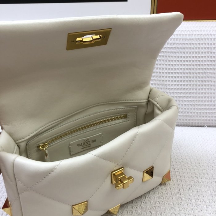 ヴァレンティノバッグコピー 定番人気2021新品 Valentino レディース ショルダーバッグ