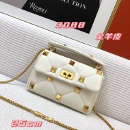 ヴァレンティノバッグコピー 定番人気2021新品 Valentino レディース ショルダーバッグ