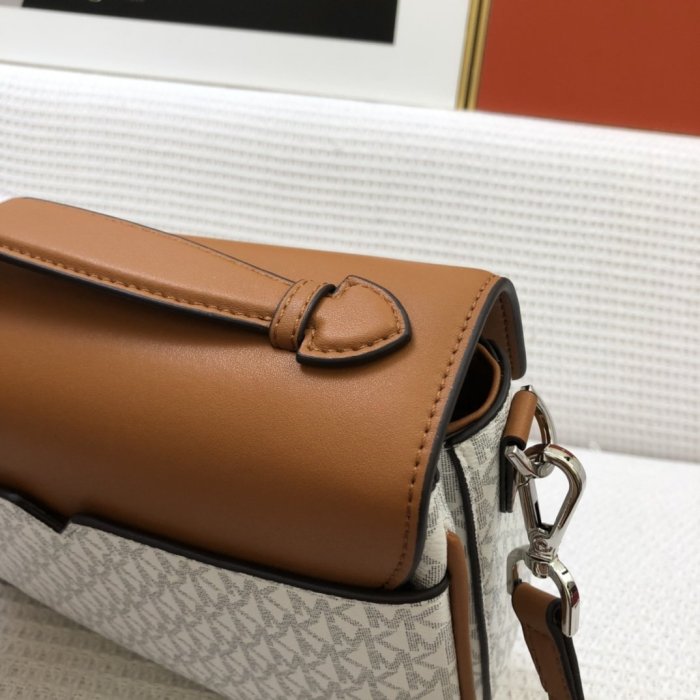 マイケル コースバッグコピー 2021新品注目度NO.1 Michael Kors レディース ショルダーバッグ