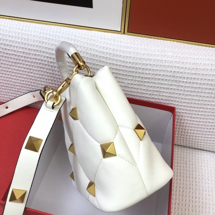 ヴァレンティノバッグコピー 2021新品注目度NO.1 Valentino レディース ハンドバッグ