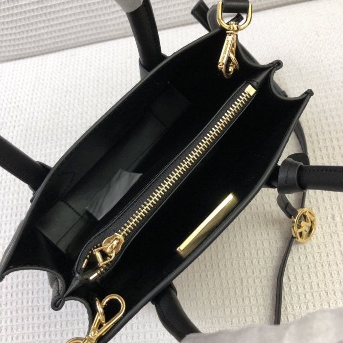 マイケル コースバッグコピー 2021新品注目度NO.1 Michael Kors レディース トートバッグ