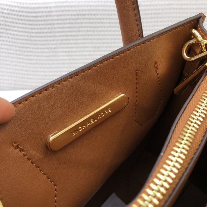 マイケル コースバッグコピー 2021新品注目度NO.1 Michael Kors レディース トートバッグ