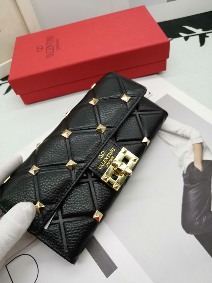 ヴァレンティノ財布コピー 定番人気2021新品 Valentino レディース 長財布