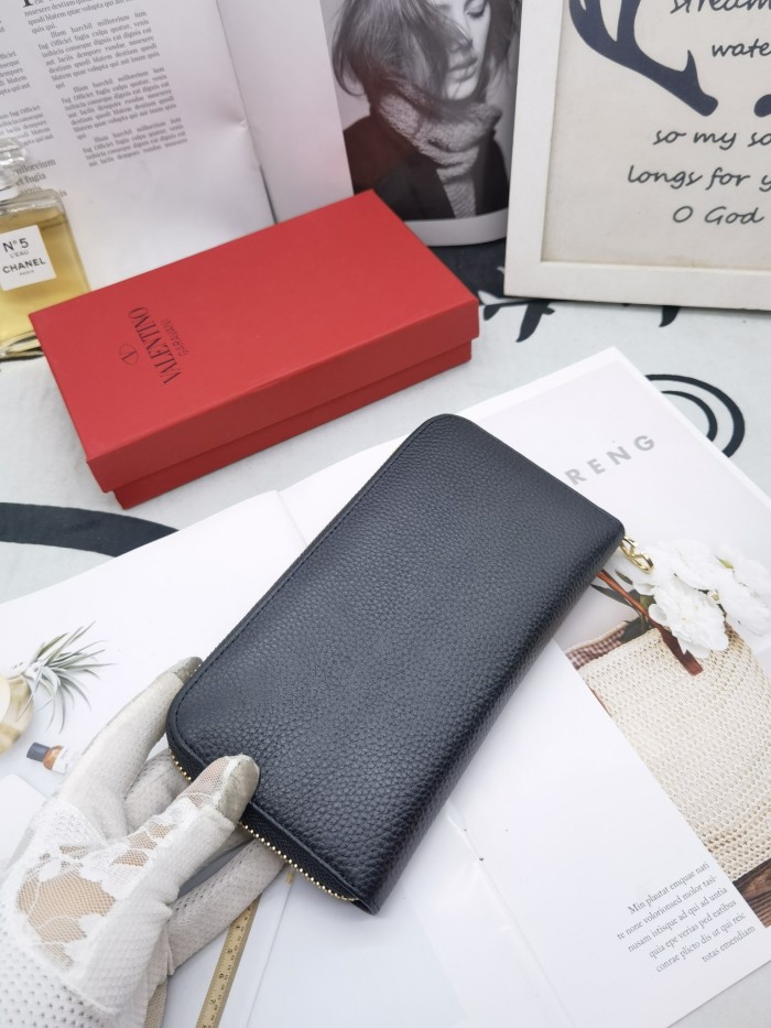 ヴァレンティノ財布コピー 大人気2021新品 Valentino レディース 長財布