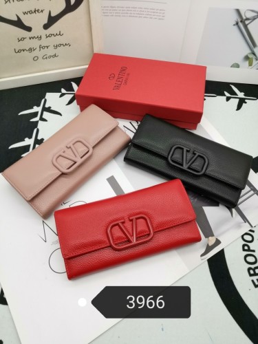 ヴァレンティノ財布コピー 2021新品注目度NO.1 Valentino レディース 長財布