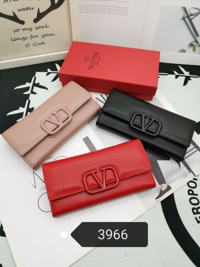 ヴァレンティノ財布コピー 2021新品注目度NO.1 Valentino レディース 長財布