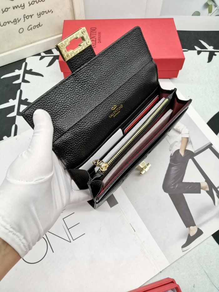 ヴァレンティノ財布コピー 定番人気2021新品 Valentino レディース 長財布